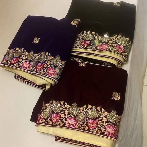Velvet shawls